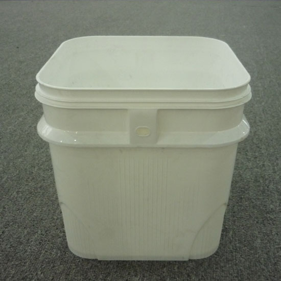 plastic bucket mould 17